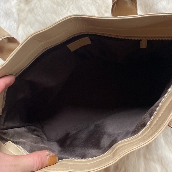 Authentic Gucci vintage GG monogram shoulder tote - Picture 11 of 15